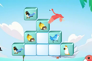 Illustration af en pyramide med blokke, der viser forskellige fugle som en flamingo og papegøjer mod en blå himmel med skyer