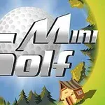 Teksten Mini Golf er vist med en stor golfbold i baggrunden, omgivet af træer og en lille bygning
