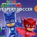 Tre animerede figurer i farverige superhelte-kostumer foran en bysilhuet med teksten Sticky Splat Soccer øverst