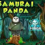 En panda klædt som samurai står på en træstub i en skov med sværd på hver side og teksten Samurai Panda ovenover