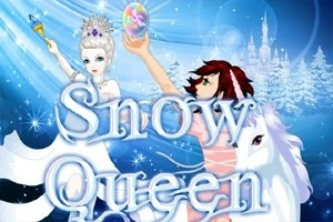 To figurer står i en snedækket skov foran et slot, en med hvid kjole og krone, en med brunlig kjole og langt mørkt hår, sammen med en hvid hest, med teksten Snow Queen foran