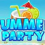Teksten Summer Party skrevet i lyseblå bogstaver med baggrund af en strandscene, en kokosnøddrink med citrusfrugter, en parasol og en rød/hvid-stribet strandparasol
