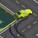 En lysegul bil laver et skarpt sving og efterlader sorte dækmærker på en vej med gule autoværn